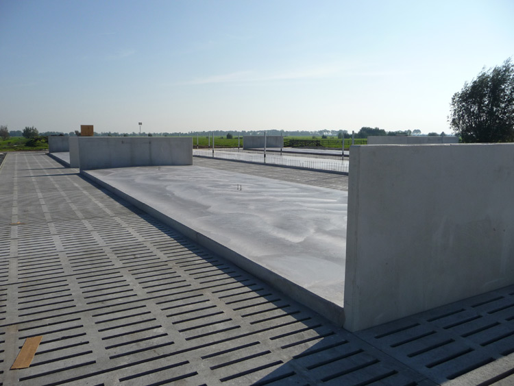 Project: Dekligboxenstal